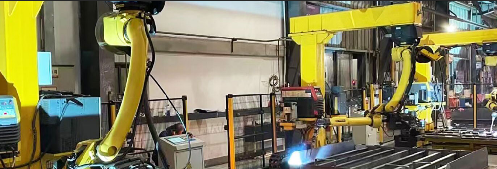 Materialın daha təhlükəsiz və daha sürətli daşınması üçün qaldırıcı masaları nə vacib edir?